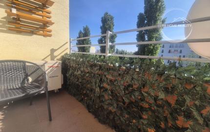 NA PRENÁJOM veľkometrážny 2-iz. byt (80m2) v meste Bratislava-Ružinov