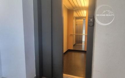 NA PRENÁJOM veľkometrážny 2-iz. byt (80m2) v meste Bratislava-Ružinov