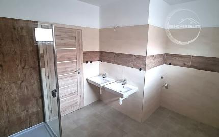 REZERVOVANÝ 4-iz. rodinný dom v štandarde v obci Kyselica okres Dunajská Streda