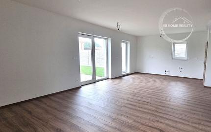 REZERVOVANÝ 4-iz. rodinný dom v štandarde v obci Kyselica okres Dunajská Streda