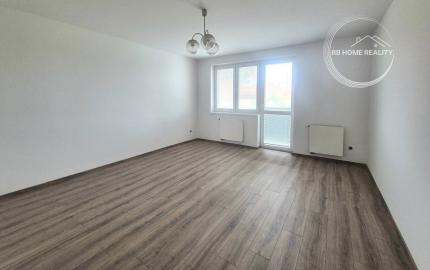 NA PREDAJ 5-iz. byt 264 m² v rodinnom dome so suterénom na bývanie aj podnikanie v meste Šamorín, časť Mliečno