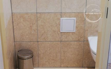 NA PRENÁJOM 55 m² kancelársky / obchodný priestor v centre mesta Šamorín