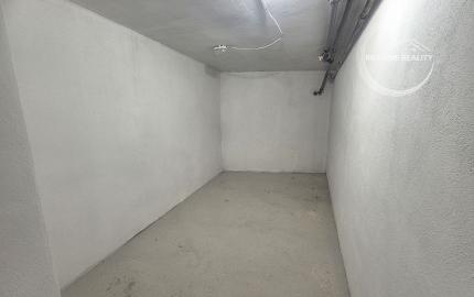 NA PREDAJ 5-iz. byt 339m² so suterénom na bývanie aj podnikanie v meste Šamorín, časť Mliečno