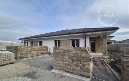 NA PREDAJ - Novostavba 4-iz. rodinného domu v dvojdome vo vyhľadávanej lokalite Florida Villa Park, Dunajská Streda