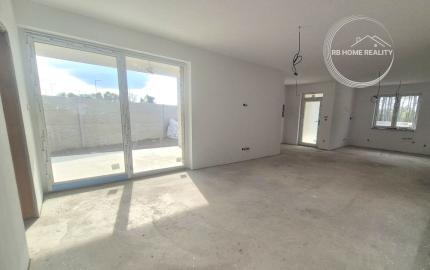 NA PREDAJ - Novostavba 4-iz. rodinného domu v dvojdome vo vyhľadávanej lokalite Florida Villa Park, Dunajská Streda