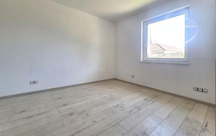  NA PREDAJ – Novostavba 4-iz. rodinného domu vo  Vojke nad Dunajom (okres Dunajská Streda)