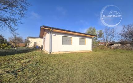 NA PREDAJ 2-izbová rozostavaná stavba rodinného domu (74 m²) – Jelka, okres Galanta