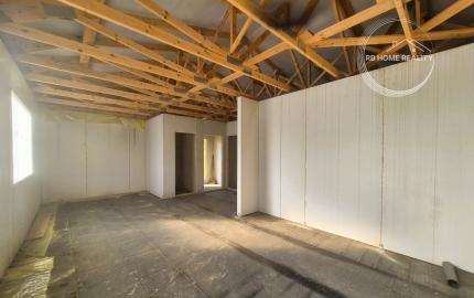 NA PREDAJ 2-izbová rozostavaná stavba rodinného domu (74 m²) – Jelka, okres Galanta