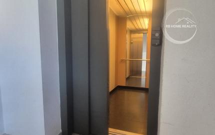 NA PREDAJ priestranný 2-izbový byt (80 m²) s loggiou (2 m²) v modernej tehlovej novostavbe v mestskej časti Ružinov – Trnávka, Bratislava