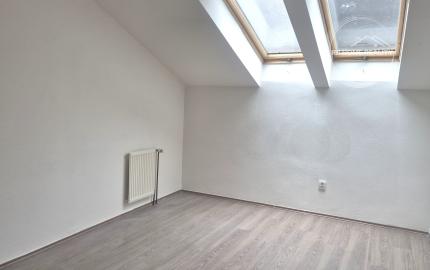 NA PRENÁJOM  priestor 24m2  v centre mesta Šamorín