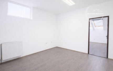 NA PRENÁJOM  priestor 24m2  v centre mesta Šamorín