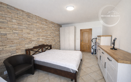 NA PREDAJ priestranný 2-izbový byt (86 m²) s loggiou (2 m²) v modernej tehlovej novostavbe v mestskej časti Ružinov – Trnávka, Bratislava