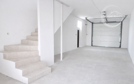 NA PREDAJ 5-iz. byt 339m² so suterénom na bývanie aj podnikanie v meste Šamorín, časť Mliečno