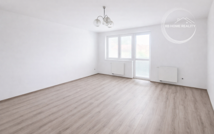 NA PREDAJ 5-iz. byt 264 m² v rodinnom dome so suterénom na bývanie aj podnikanie v meste Šamorín, časť Mliečno