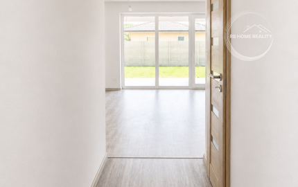 Na PREDAJ moderný 4-izbový rodinný dom s garážou a krytou terasou – novostavba Kyselica