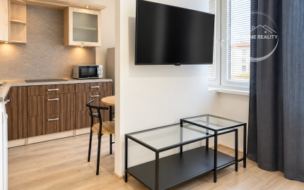 NA PRENÁJOM / Útulný 1-izbový byt (30 m²) s klimatizáciou / Komárno