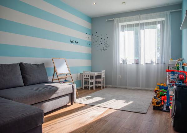 REZERVOVANÝ moderný 4-iz. rodinný dom s dvojgarážou, terasou a záhradou Báč - Kyselica, okr. Dun. Streda