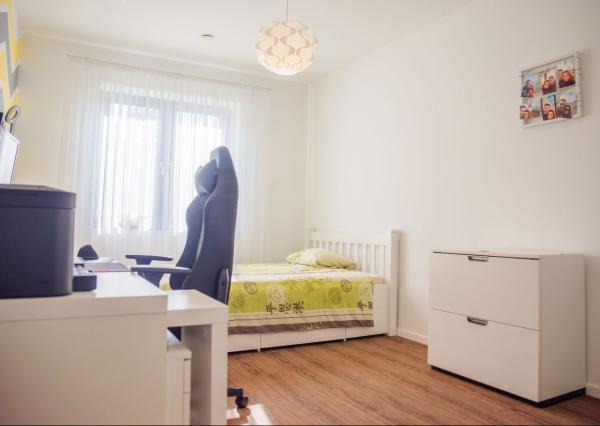 REZERVOVANÝ moderný 4-iz. rodinný dom s dvojgarážou, terasou a záhradou Báč - Kyselica, okr. Dun. Streda