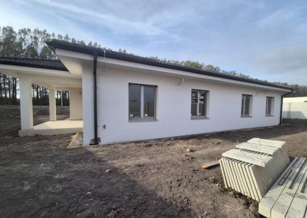 NA PREDAJ - Novostavba 4-iz. rodinného domu v dvojdome vo vyhľadávanej lokalite Florida Villa Park, Dunajská Streda