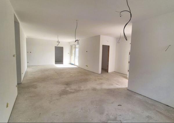 NA PREDAJ - Novostavba 4-iz. rodinného domu v dvojdome vo vyhľadávanej lokalite Florida Villa Park, Dunajská Streda