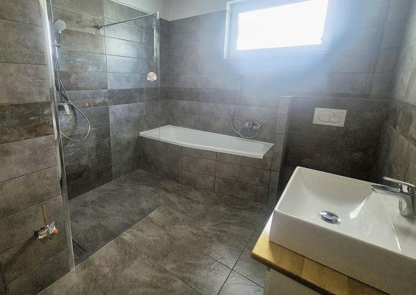  NA PREDAJ – Novostavba 4-iz. rodinného domu vo  Vojke nad Dunajom (okres Dunajská Streda)