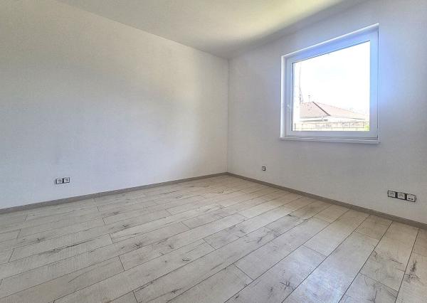  NA PREDAJ – Novostavba 4-iz. rodinného domu vo  Vojke nad Dunajom (okres Dunajská Streda)