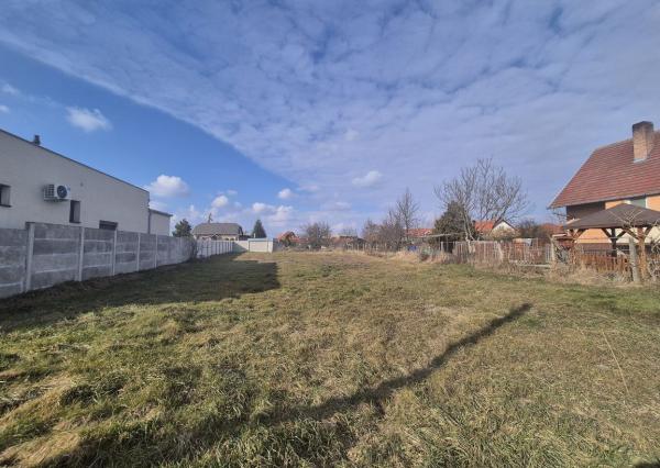 NA PREDAJ stavebný pozemok 883 m² – Dolný Bar, okres Dunajská Streda