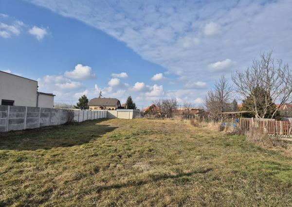 NA PREDAJ stavebný pozemok 883 m² – Dolný Bar, okres Dunajská Streda