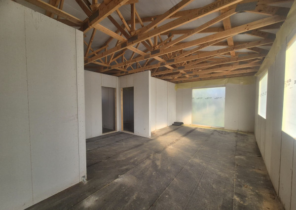 NA PREDAJ 2-izbová rozostavaná stavba rodinného domu (74 m²) – Jelka, okres Galanta