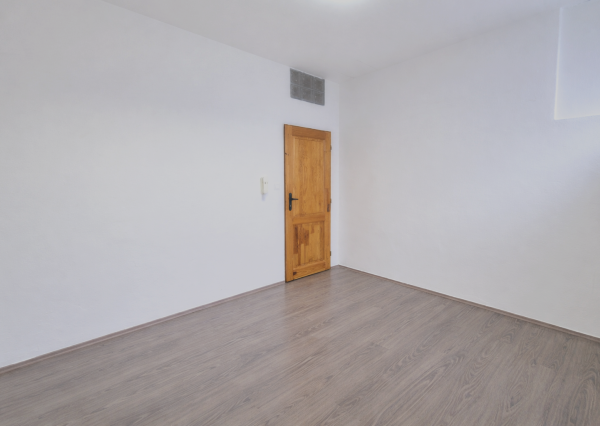 NA PRENÁJOM  priestor 24m2  v centre mesta Šamorín