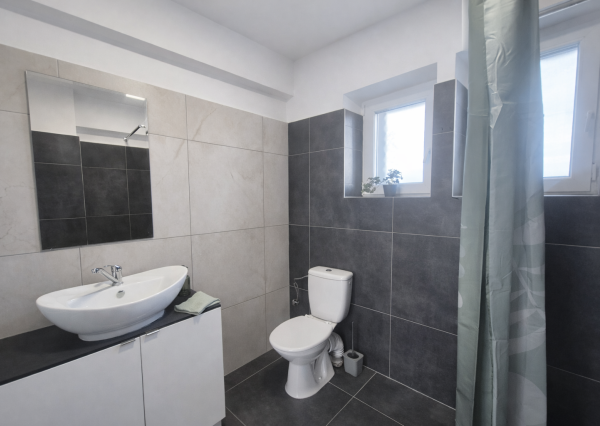 NA PREDAJ 6- izbový rodinný dom v obci Veľké Dvorníky okres  Dunajská Streda