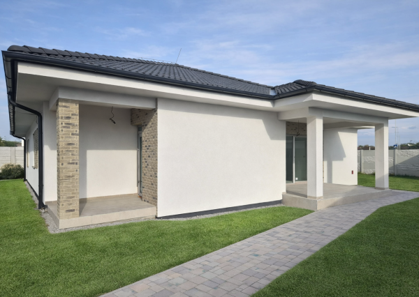 ZNÍŽENÁ CENA! NA PREDAJ - Novostavba 4-iz. dvojdom vo vyhľadávanej lokalite Florida Villa Park, Dunajská Streda