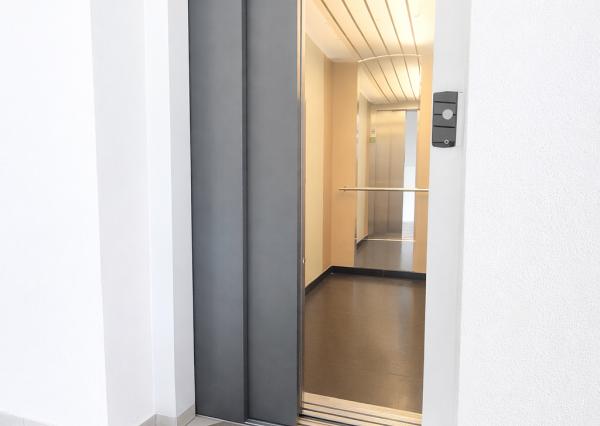 NA PREDAJ priestranný 2-izbový byt (86 m²) s loggiou (2 m²) v modernej tehlovej novostavbe v mestskej časti Ružinov – Trnávka, Bratislava