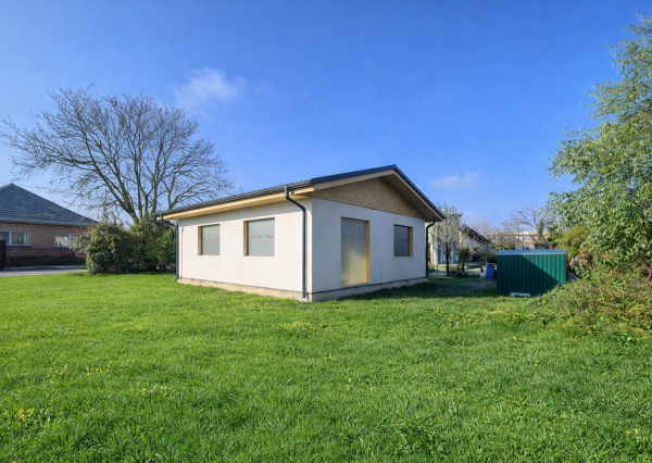 ZNÍŽENÁ CENA! NA PREDAJ 2-izbová rozostavaná stavba rodinného domu (74 m²) – Jelka, okres Galanta