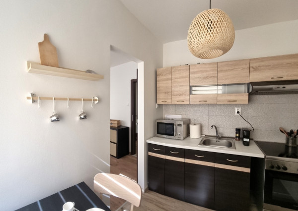 NA PRENÁJOM zariadený 1-izbový byt 29m2 v centre mesta Šamorín