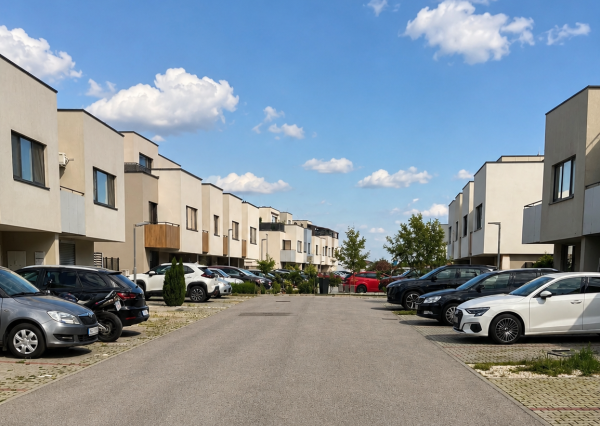 REZERVOVANÝ  2-izbový byt 40m² s balkónom 5m² v modernej tehlovej novostavbe obľúbenom rezidenčnom projekte Hviezdne bývanie v obci Hviezdoslavov