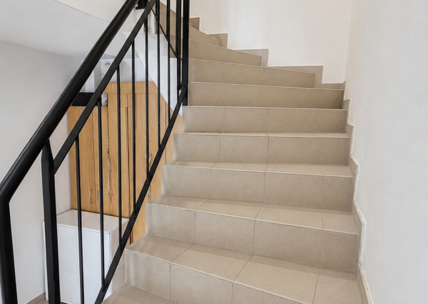 REZERVOVANÝ  2-izbový byt 40m² s balkónom 5m² v modernej tehlovej novostavbe obľúbenom rezidenčnom projekte Hviezdne bývanie v obci Hviezdoslavov