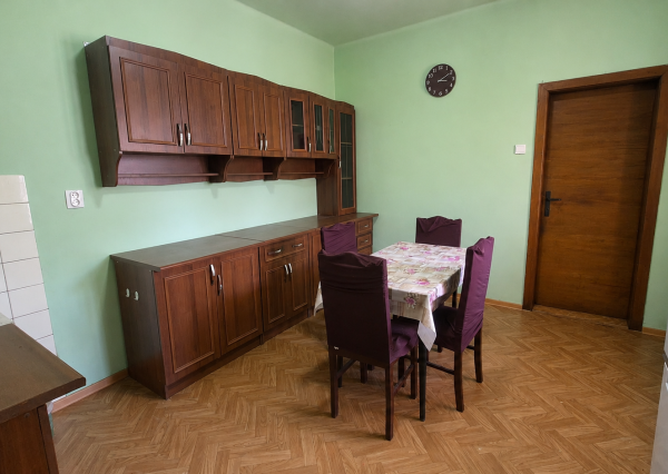 REZERVOVANÝ 3-izbový rodinný dom v pôvodnom stave – Štvrtok na Ostrove, okres Dunajská Streda