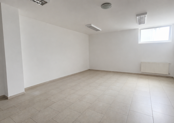 NA PRENÁJOM obchodný /kancelársky  priestor 30m2 v centre mesta Šamorín