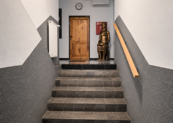 NA PRENÁJOM obchodný /kancelársky  priestor 30m2 v centre mesta Šamorín