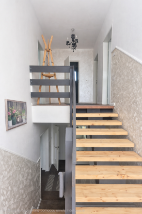 NA PREDAJ PRIESTRANNÝ 6-IZBOVÝ DOM | 195 m² | bývanie aj podnikanie | Veľké Dvorníky - fotografia 16