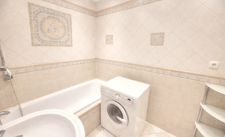 NA PREDAJ NADŠTANDARDNÝ 2-IZBOVÝ BYT 86 m² | po kompletnej rekonštrukcii | Ružinov – Trnávka - fotografia 7