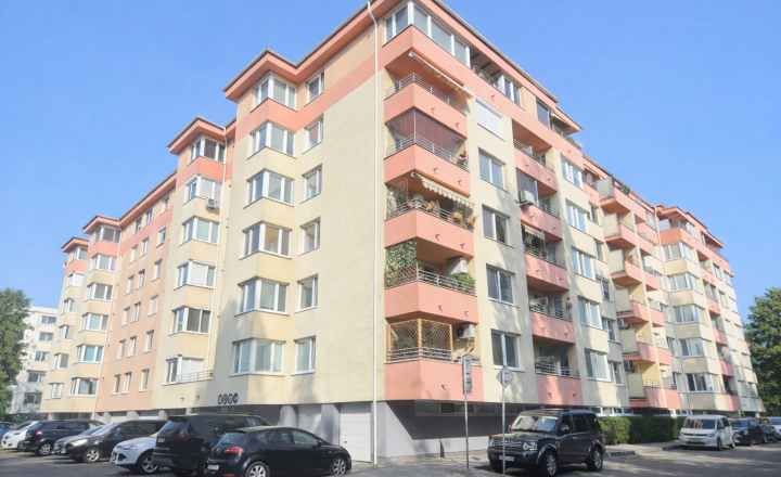NA PREDAJ NADŠTANDARDNÝ 2-IZBOVÝ BYT 86 m² | po kompletnej rekonštrukcii | Ružinov – Trnávka - fotografia 9