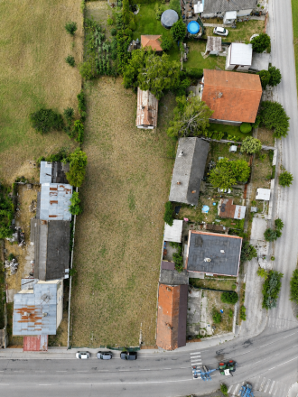 NA PREDAJ INVESTIČNÝ POZEMOK 2 164 m² | centrum Veľkého Medera | široké možnosti výstavby - fotografia 6