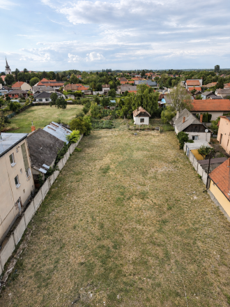 NA PREDAJ INVESTIČNÝ POZEMOK 2 164 m² | centrum Veľkého Medera | široké možnosti výstavby - fotografia 7