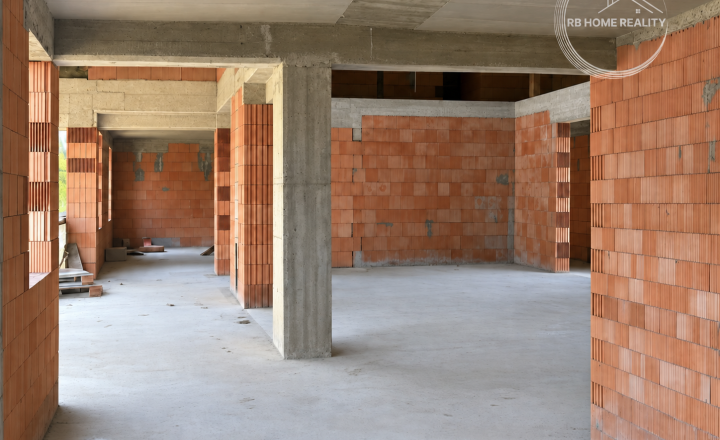 NA PREDAJ | Rozostavaný rodinný dom 266 m² | Veľký pozemok 2 961 m² | Veľký Meder, okres Dunajská Streda - fotografia 8