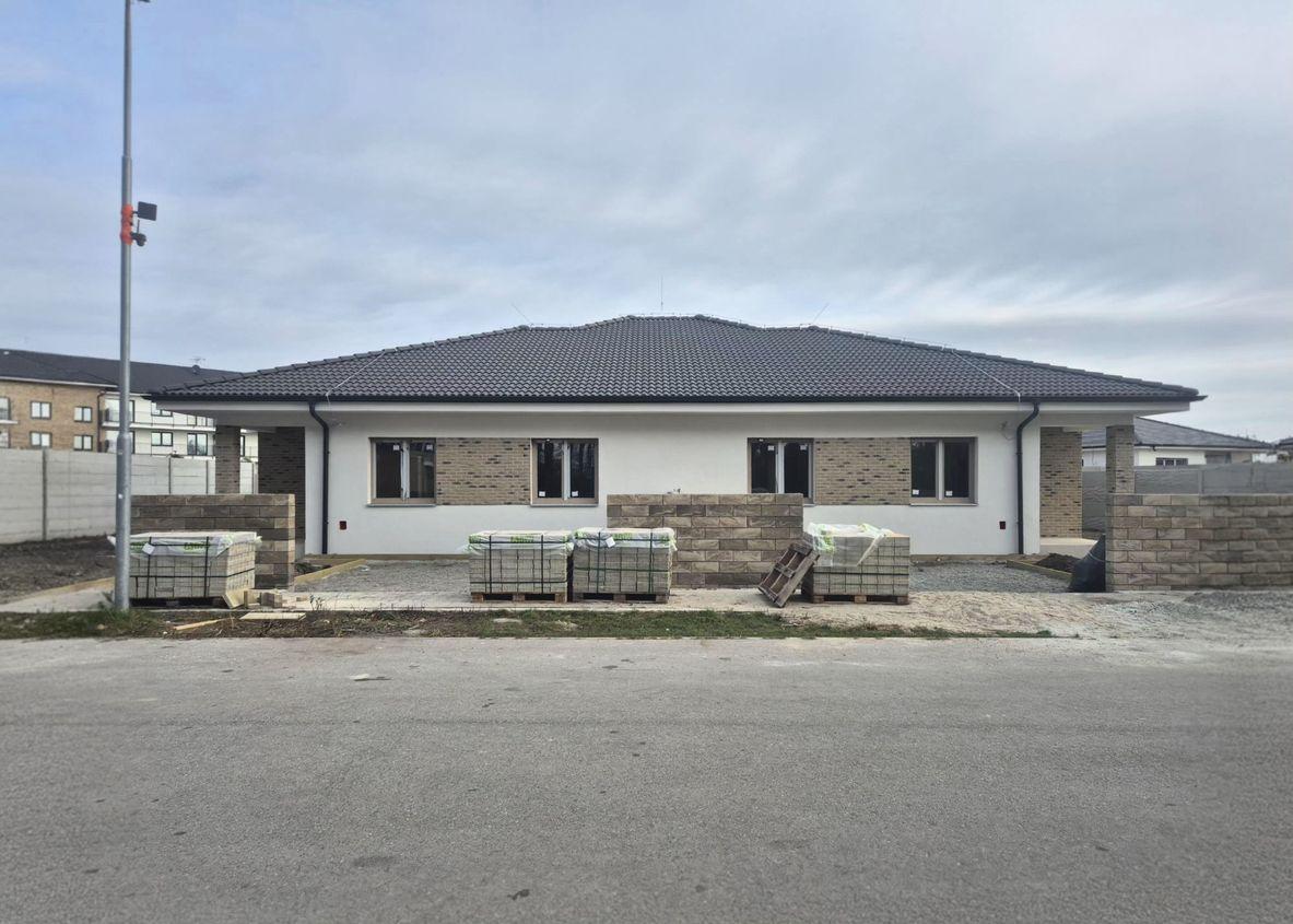 NA PREDAJ - Novostavba 4-iz. rodinného domu v dvojdome vo vyhľadávanej lokalite Florida Villa Park, Dunajská Streda